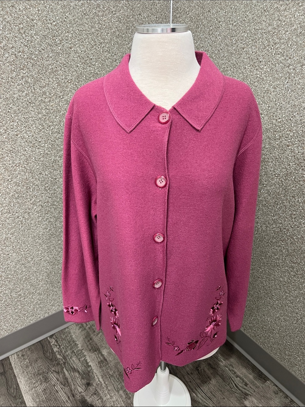 Appleseed’s Mauve Pink Embroidered Floral Button-Up Cardigan Sweater Size 1